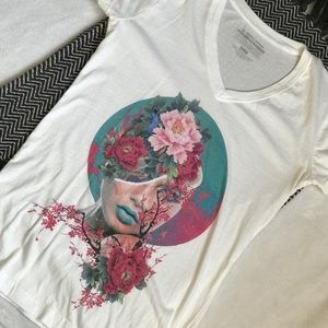 Design by Humans tee.